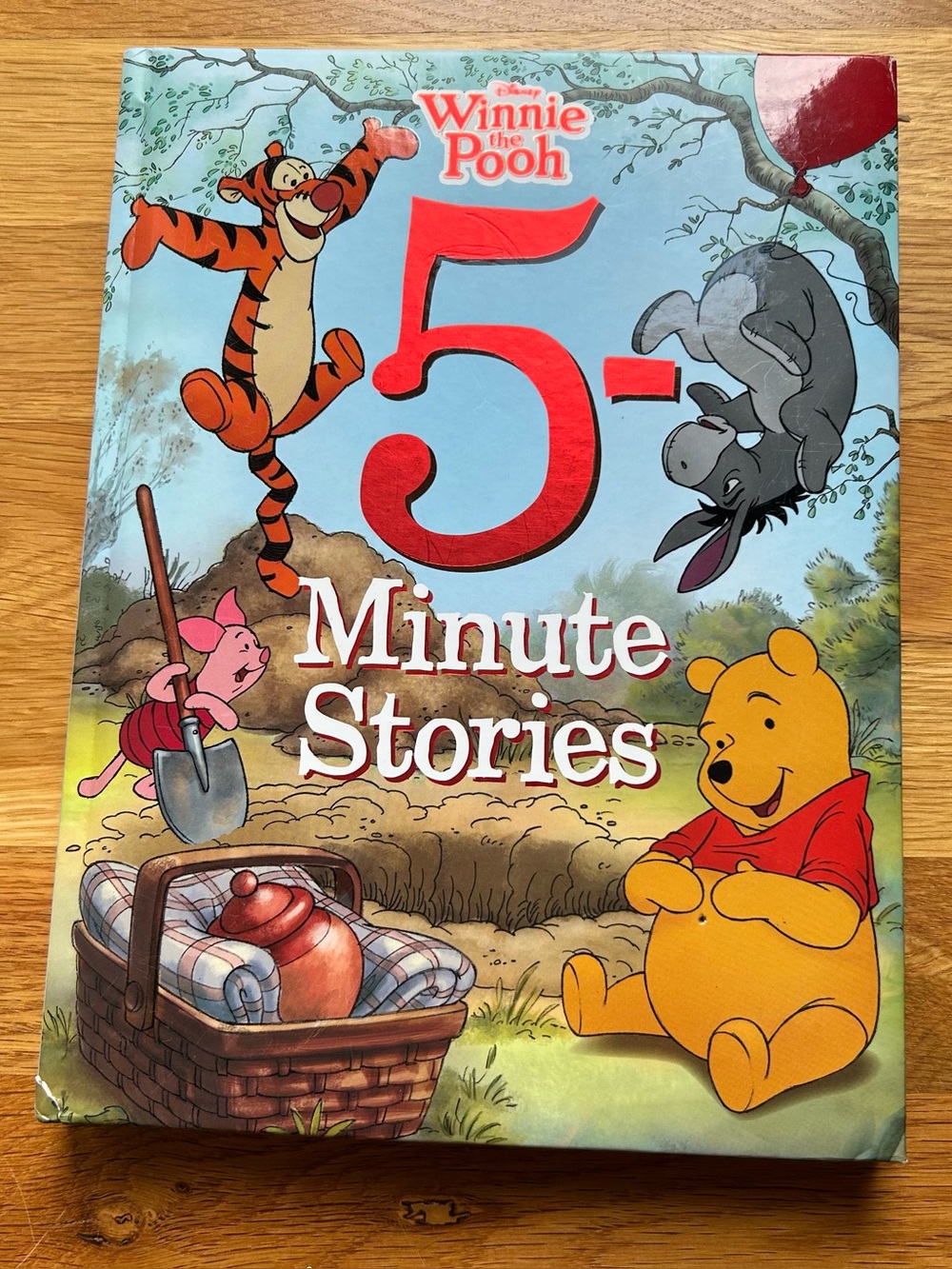 BRAND NEW!Disney Winnie the Pooh 5-Minute Stories Children's Book, illustrated